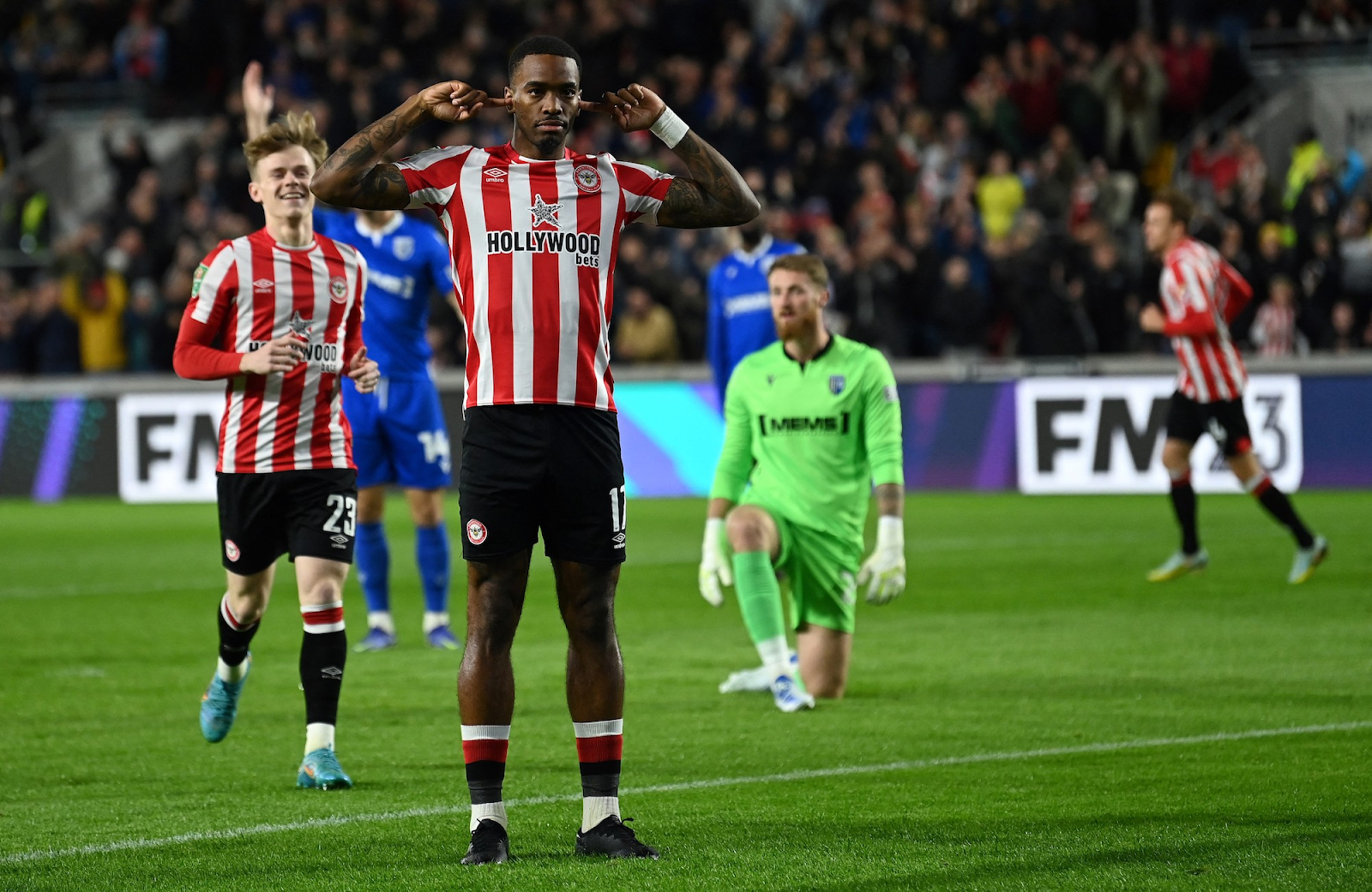 Trận cầu đáng nhớ Brentford đối đầu Man City 