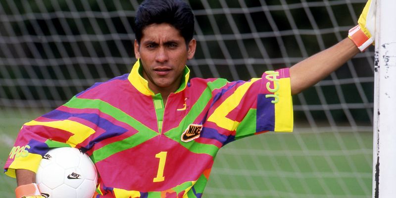 Jorge Campos là thủ môn ghi bàn thành công với 46 bàn được ghi