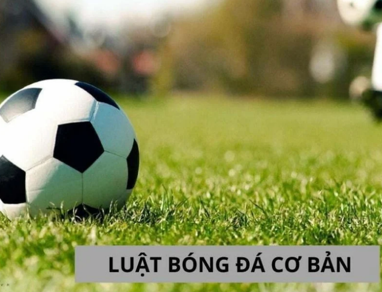 Luật bóng đá được ban hành và quản lý của IFAB